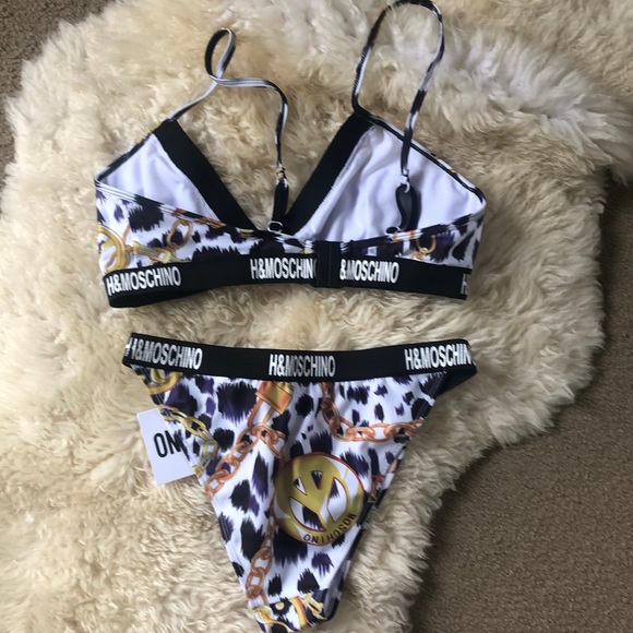 COPY - H&MOSCHINO Bikini Set - Picture 2 of 4